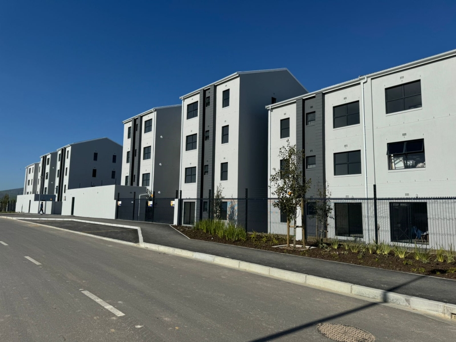 2 Bedroom Property for Sale in Rivergate Western Cape